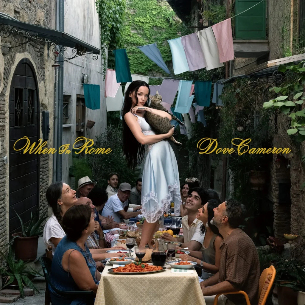 Dove Cameron lança single e clipe inédito de When in Rome